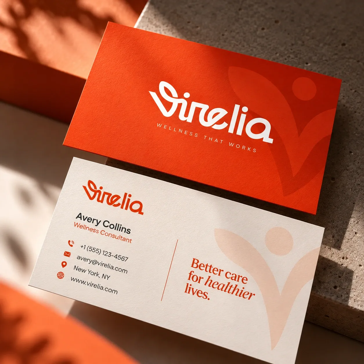 Les cartes de visite de Virelia, recto orange et verso crème